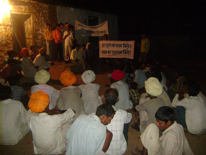 A 3-day dharna for the rights of the MGNREGA workers begins today at Delhi's Jantar Mantar